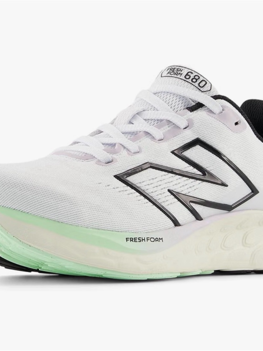 New Balance Fresh Foam 680 v 8 size 7.5 NWT